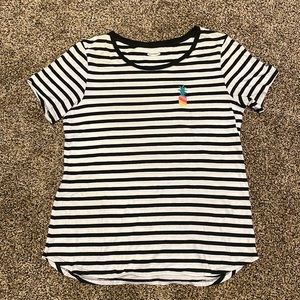 Old Navy, women’s short sleeve graphic tee, size small